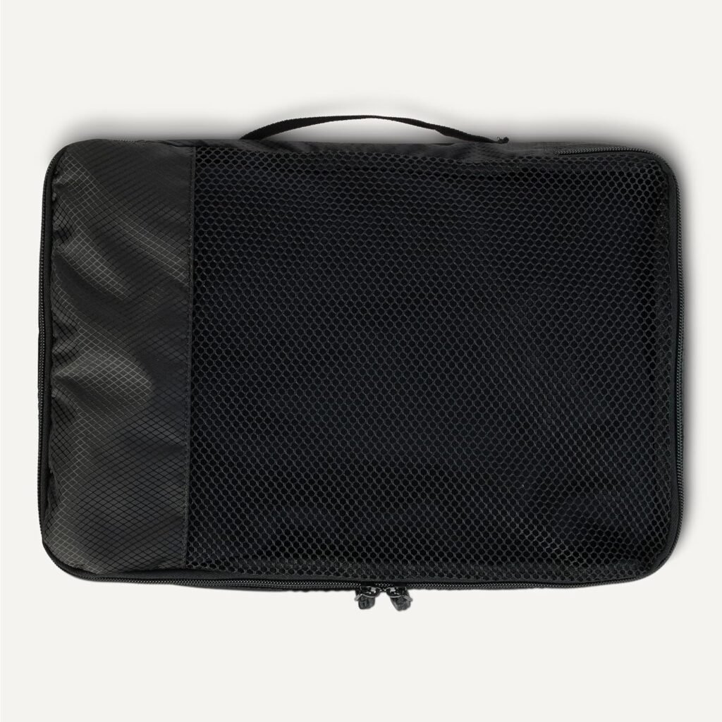 Amazon Essentials 4-Piece Packing Cubes Travel Accessories Set, Luggage Organizer with Double Zipper, Mesh Top, Space-Saving, Medium, Black (Previously Amazon Basics)